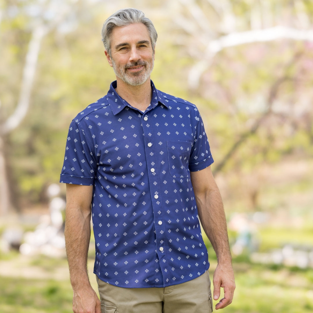 Adaptive Cooling Magnetic Front Short Sleeve Shirt in Navy Diamond