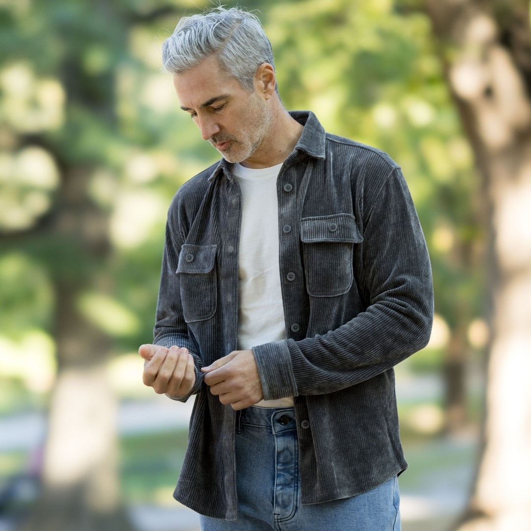 Adaptive Blackened Pearl Everyday Corduroy Shirt with Magnetic Closures and Pockets