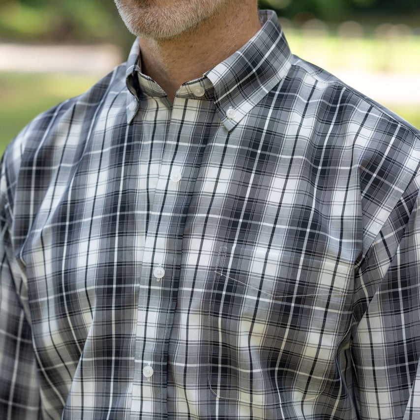 Long Sleeve Magnetic Closure Button-Down in Black and White Plaid | MagnaReady - view 4