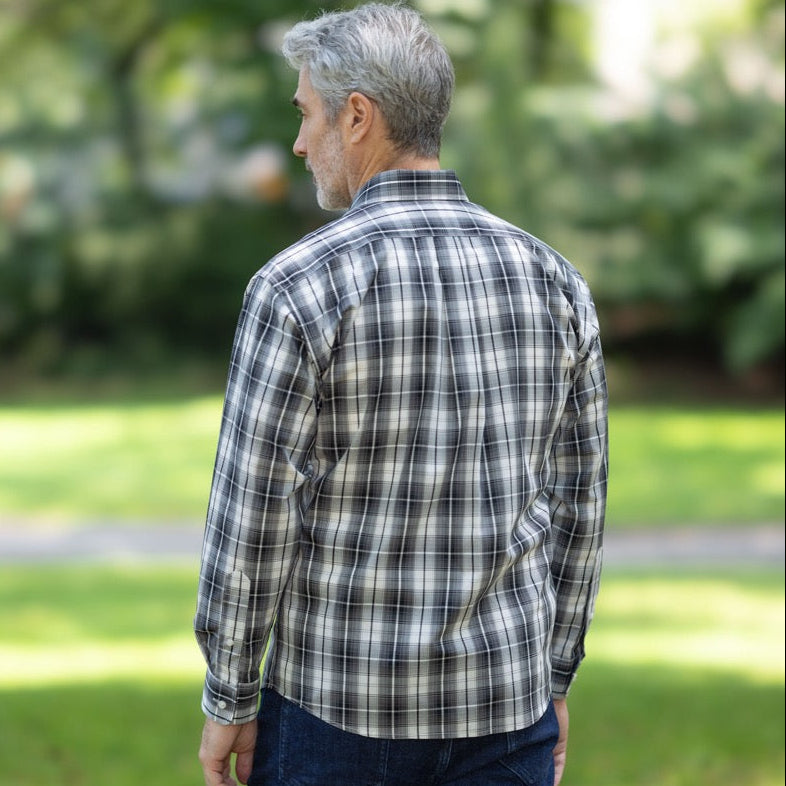 Long Sleeve Magnetic Closure Button-Down in Black and White Plaid | MagnaReady - view 5