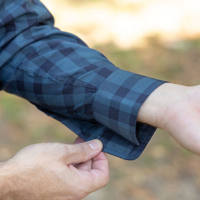 Long Sleeve Magnetic Closure Button-Down in Navy / Teal Plaid | MagnaReady - view 5