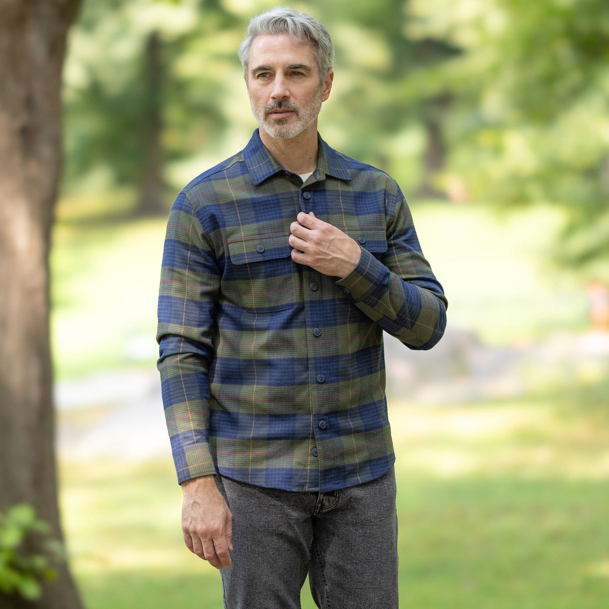MagnaReady Men’s Magnetic Flannel Shirt – Green/Navy Plaid