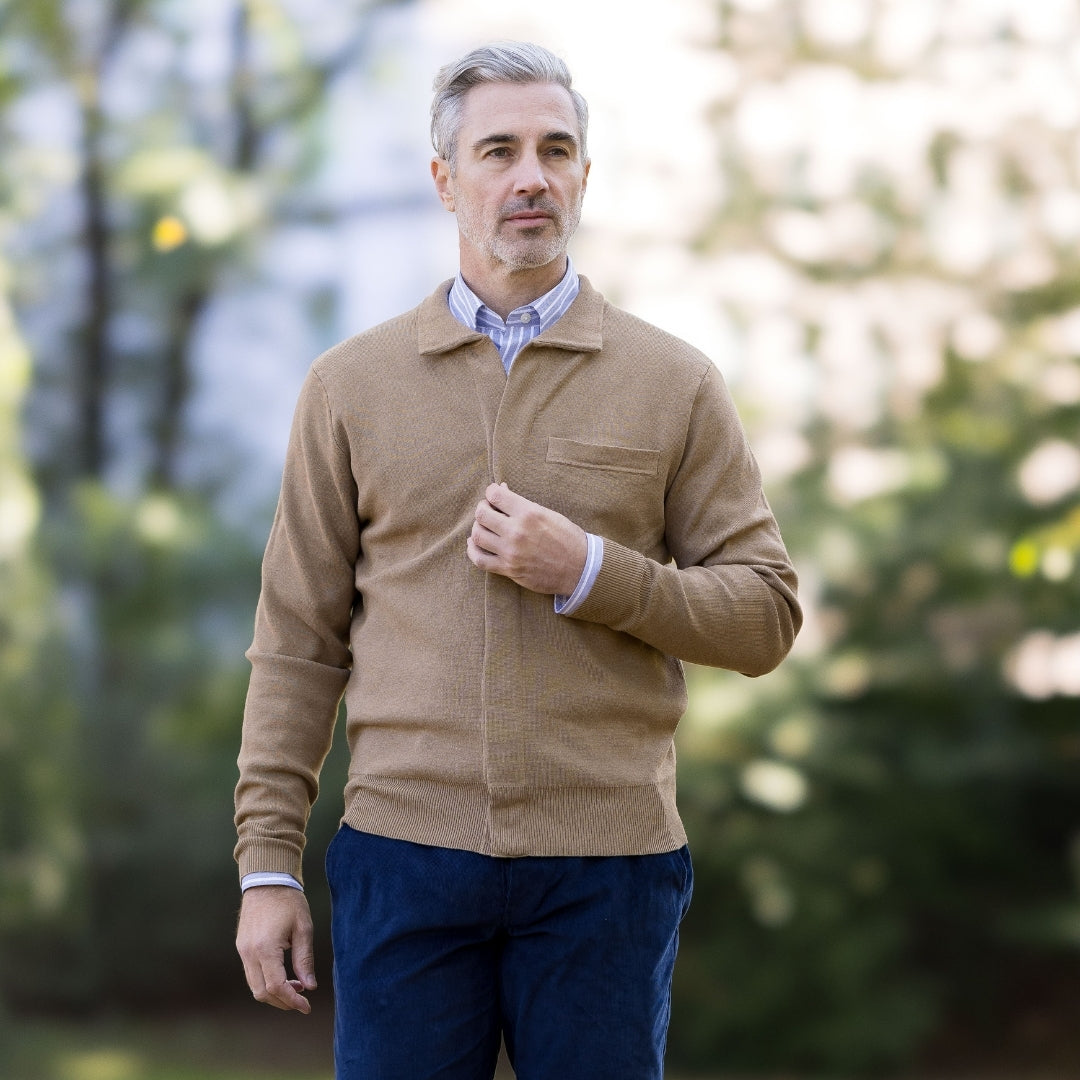 New ! Classic Adaptive Sweater with Magnetic Front Closure and Pocket