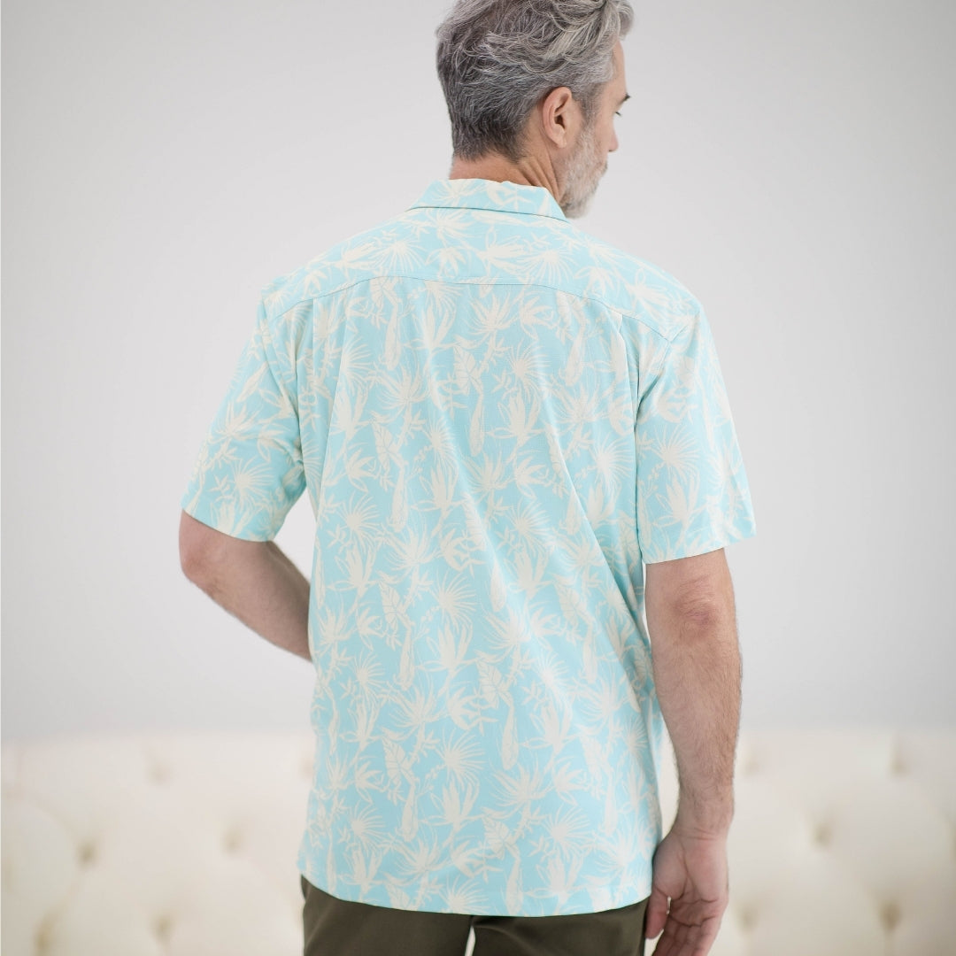 Untucked Short Sleeve Cooling Fabric Casual Shirt with Magnetic Closures in Blue Leaf