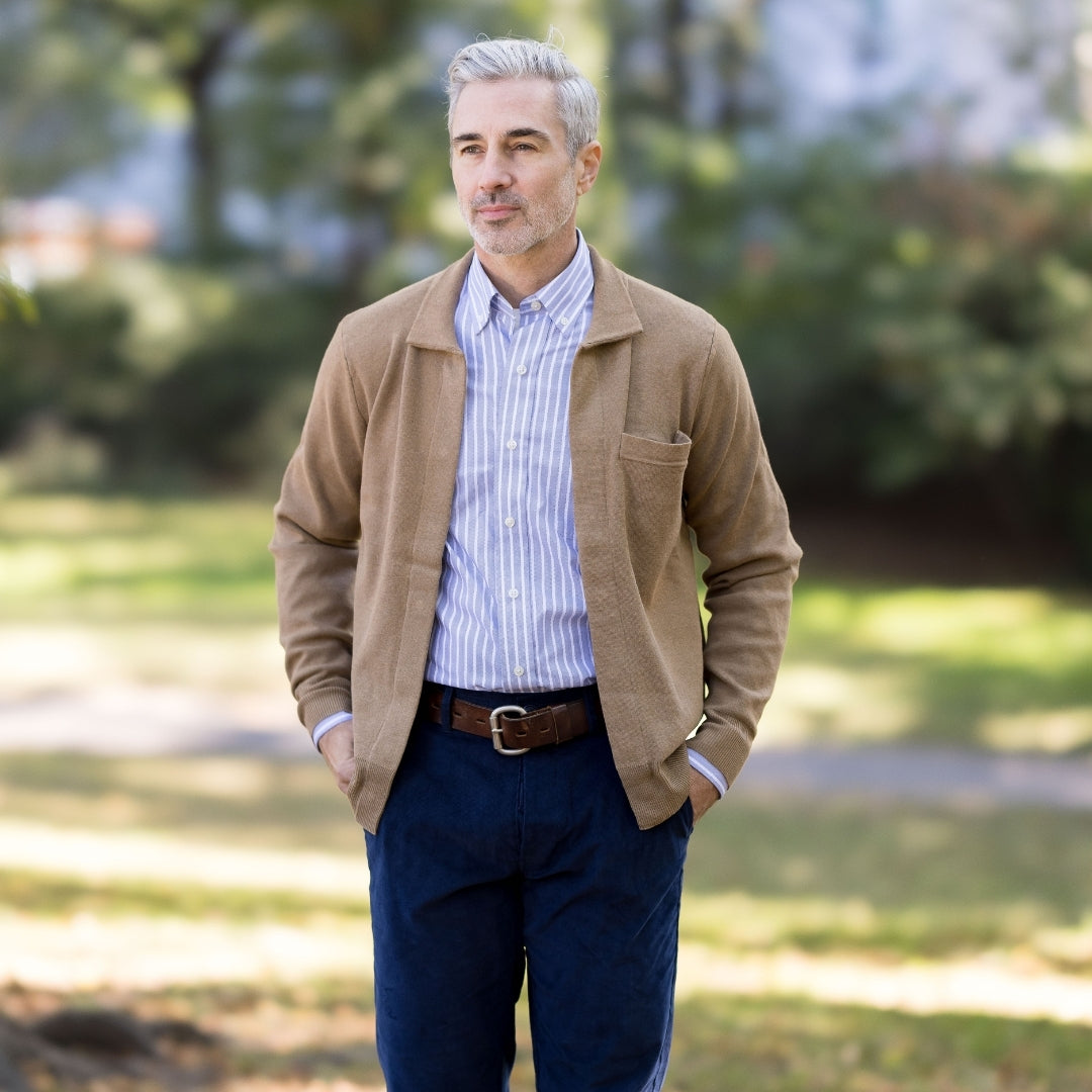 New ! Classic Adaptive Sweater with Magnetic Front Closure and Pocket