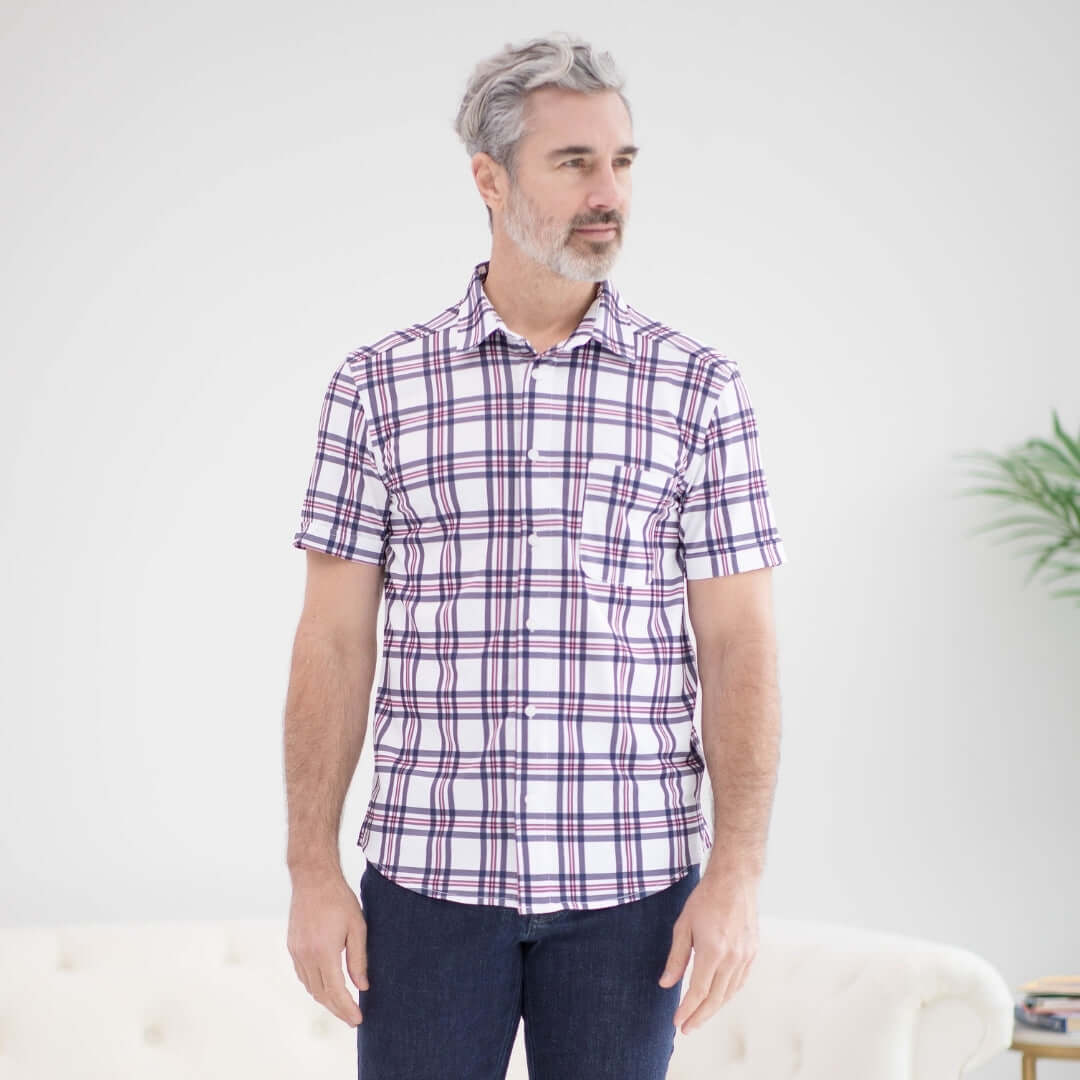 Adaptive magnetic cooling short sleeve shirt for comfort and mobility support, featuring a stylish plaid design.