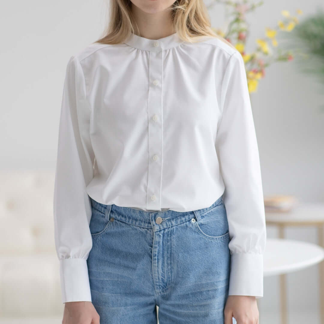 Women's Classic White Adaptive Blouse with magnetic buttons, featuring a stylish design for casual and professional settings.